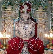 Abhinandan Bhagwan in meditation